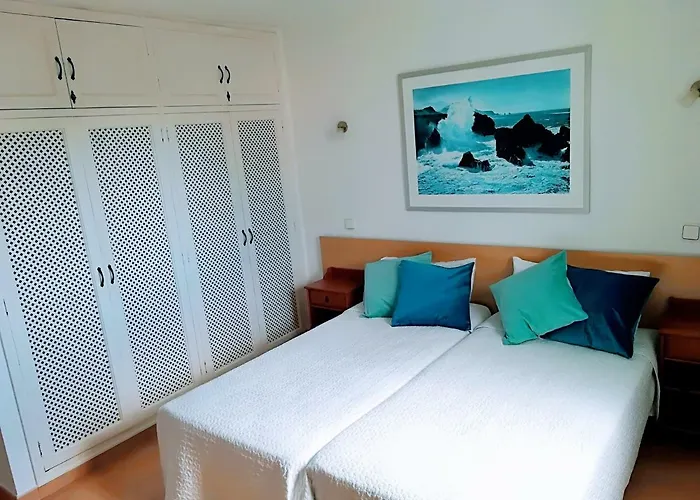 Sun & Sea Coronas Otel